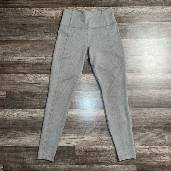 Two Pairs of Women’s Athleta Pants - Picture 8 of 12